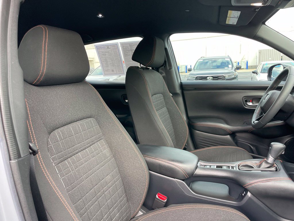 Certified 2024 Honda HR-V Sport image 31