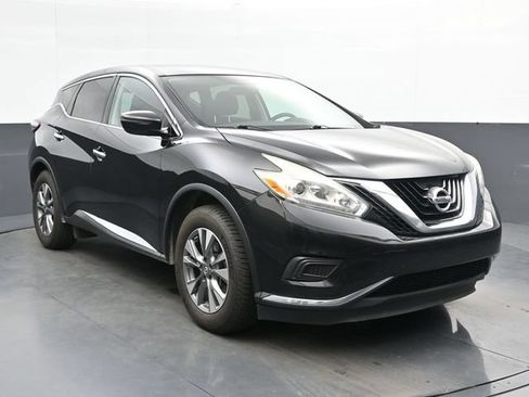 Used 2016 Nissan Murano S w/ Navigation Package FWD image 2