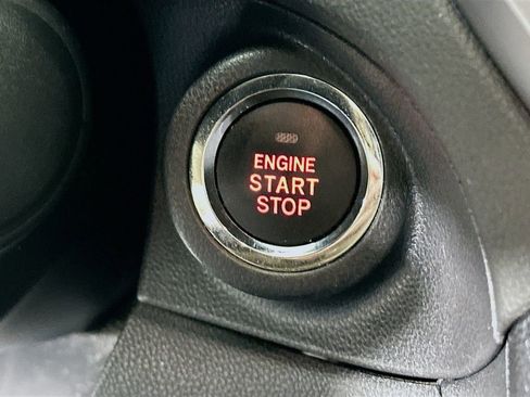 Used 2021 Subaru Ascent Limited w/ Technology Package image 20