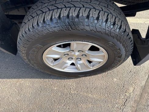 Used 2017 Chevrolet Silverado 1500 LT w/ All Star Edition image 36