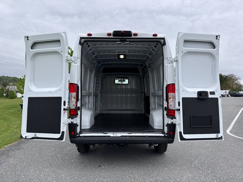 New 2026 RAM ProMaster 2500 w/ Advanced Safety Group FWD image 11