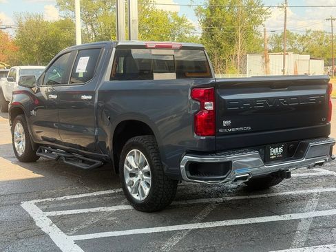 Used 2022 Chevrolet Silverado 1500 LT AWD/4WD image 8