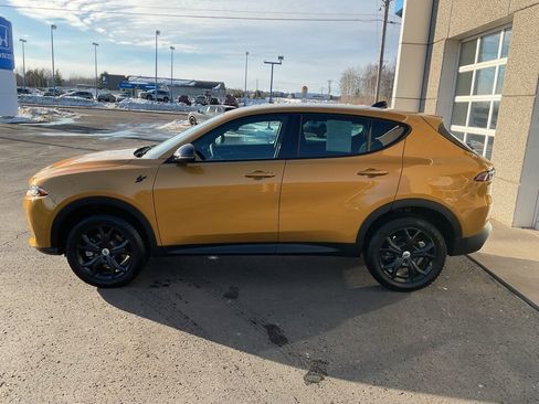 Used 2024 Dodge Hornet GT w/ GT Blacktop Package image 8