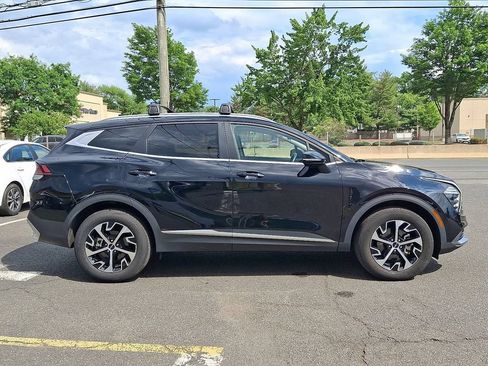 Used 2024 Kia Sportage EX AWD/4WD image 8