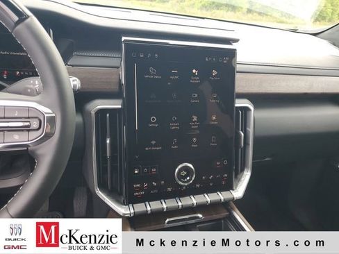 New 2026 GMC Acadia Denali Ultimate w/ LPO, All-Weather Package AWD/4WD image 15