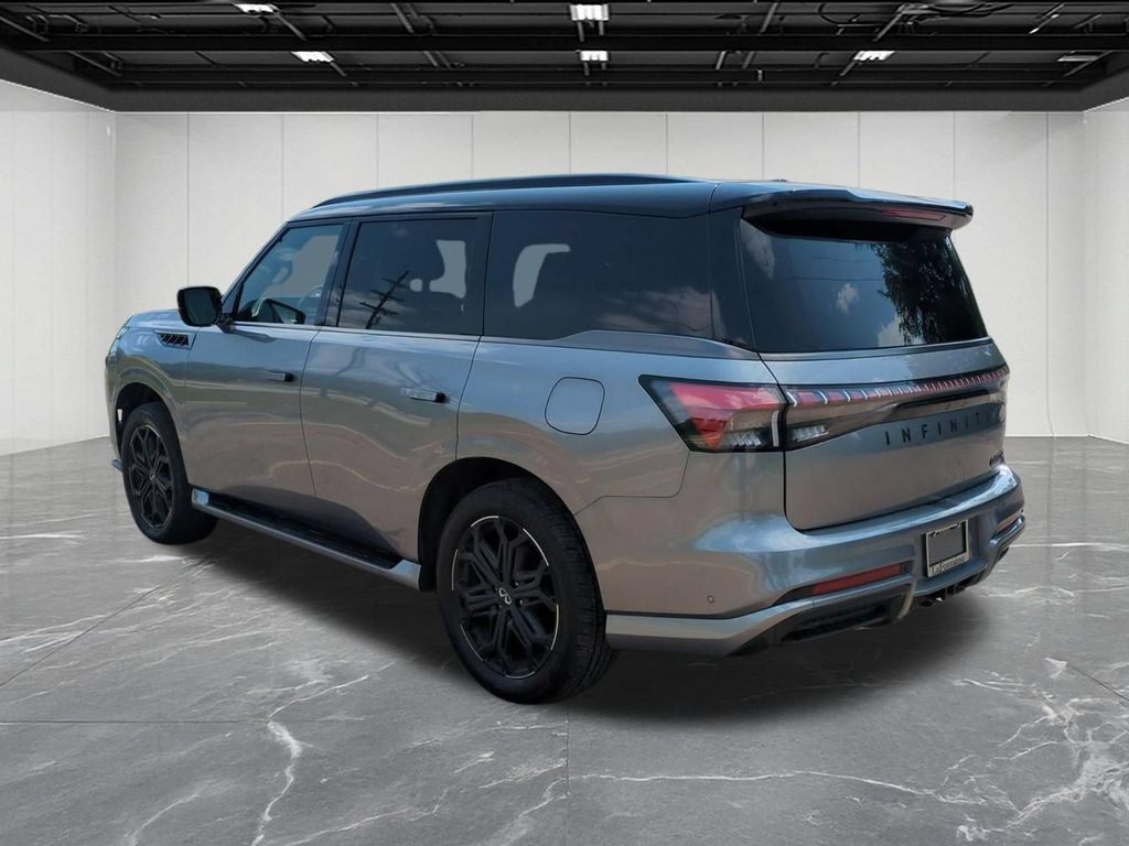 Used 2026 INFINITI QX80 4WD image 3