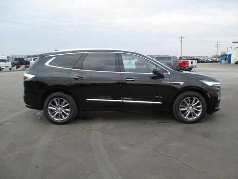 Certified 2022 Buick Enclave Avenir w/ Avenir Technology Package image 3
