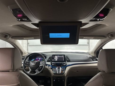 Used 2024 Honda Odyssey Touring image 37