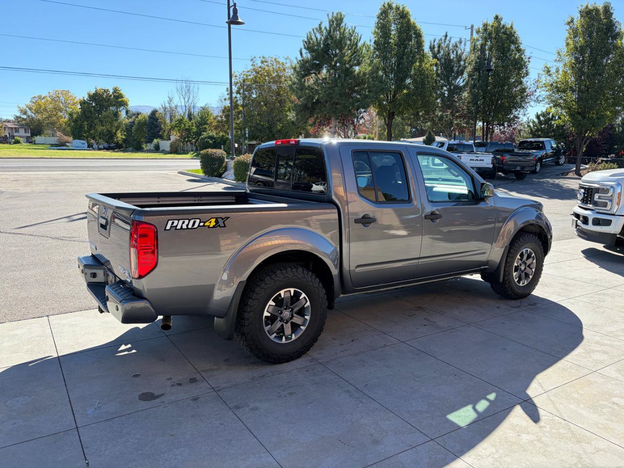 Used 2019 Nissan Frontier PRO-4X AWD/4WD image 28