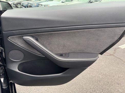 Used 2023 Tesla Model 3 Performance image 23