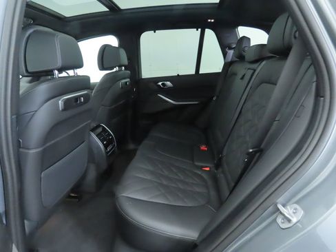 Used 2026 BMW X5 sDrive40i RWD image 23