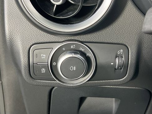 Used 2019 Alfa Romeo Stelvio Ti image 10