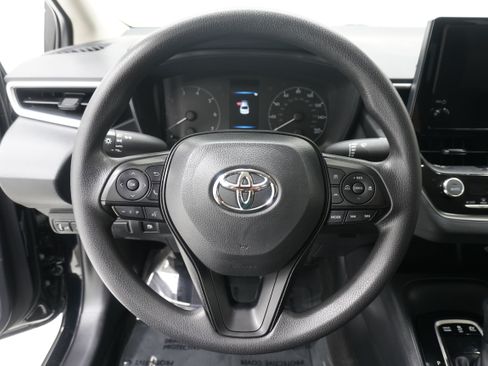 Used 2024 Toyota Corolla LE FWD image 15