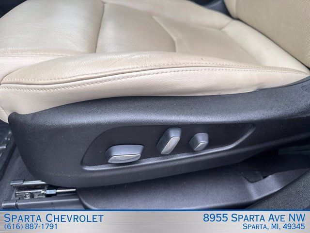Used 2019 Cadillac XT5 Luxury AWD/4WD image 15