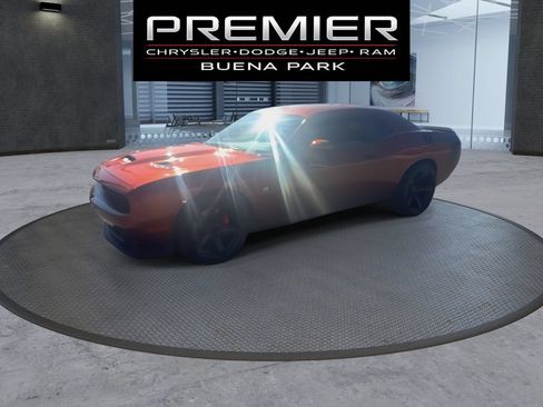 Used 2020 Dodge Challenger R/T Scat Pack w/ Scat Pack Stripe RWD image 6