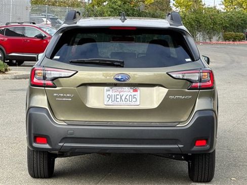 Used 2025 Subaru Outback Premium w/ Popular Package #1 image 5