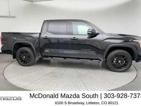 Used 2025 Toyota Tundra Limited AWD/4WD image 9