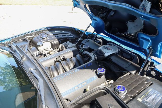 Used 1998 Chevrolet Corvette Coupe w/ Roof Pkg RWD image 29
