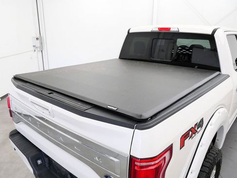 Used 2016 Ford F150 Platinum w/ Equipment Group 701A Luxury AWD/4WD image 42