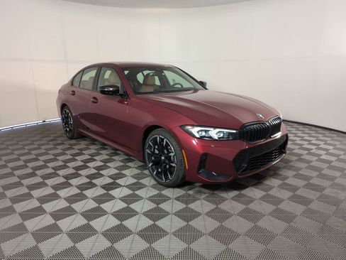 Used 2025 BMW 330i Sedan w/ M Sport Package image 6