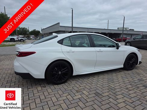 Certified 2025 Toyota Camry SE w/ Convenience Package image 11