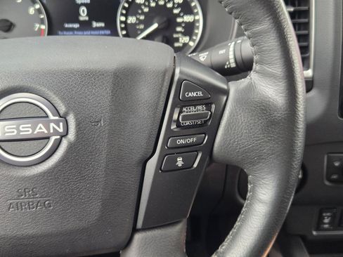 Used 2024 Nissan Frontier SV w/ SV Convenience Package image 25