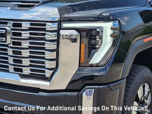 New 2026 GMC Sierra 2500 Denali w/ Denali Reserve Package AWD/4WD image 6
