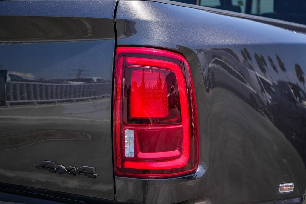 New 2026 RAM 3500 Limited AWD/4WD image 10