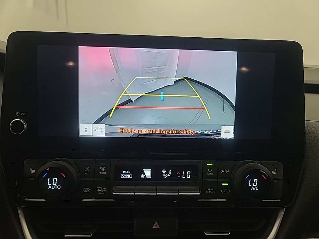 Used 2025 Toyota Grand Highlander AWD image 38