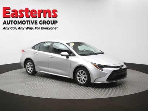 Used 2025 Toyota Corolla LE FWD image 47