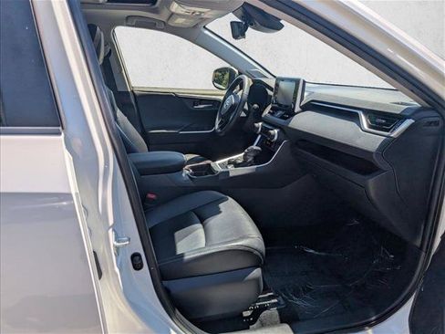 Used 2019 Toyota RAV4 Limited w/ Carpet Mat Package AWD/4WD image 22
