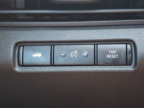 Used 2021 Nissan Altima 2.5 SR AWD/4WD image 24