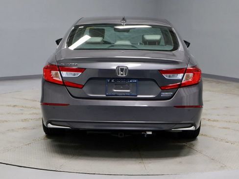 Used 2020 Honda Accord Touring image 10