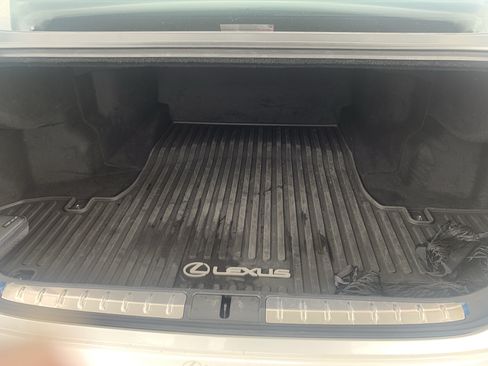 Used 2024 Lexus LS 500 RWD image 34
