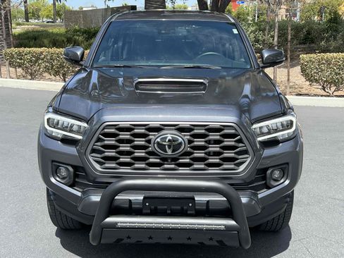 Used 2021 Toyota Tacoma TRD Sport w/ TRD Premium Sport Package RWD image 15