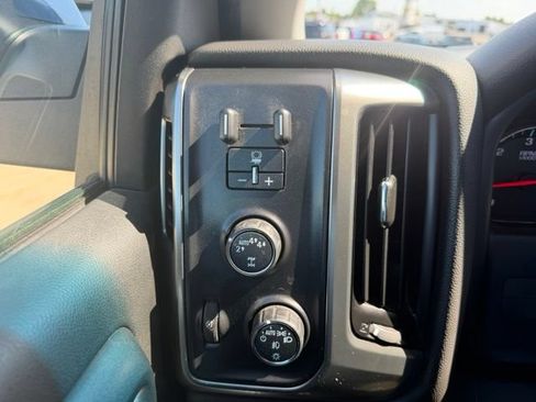 Used 2018 Chevrolet Silverado 1500 LT w/ All Star Edition AWD/4WD image 21