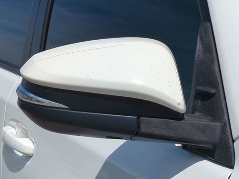 Used 2018 Toyota 4Runner SR5 Premium image 12