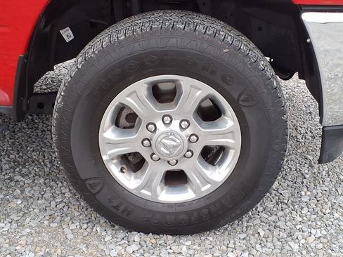 Used 2024 RAM 2500 Big Horn w/ Bed Utility Group image 12