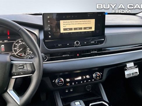 New 2025 Mitsubishi Outlander ES image 7