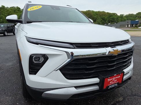 New 2026 Chevrolet TrailBlazer LT w/ Convenience Package FWD image 11