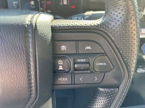 Used 2025 Toyota Tacoma SR5 image 22