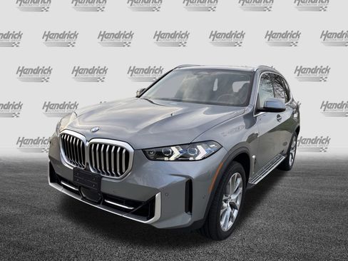 Certified 2025 BMW X5 xDrive40i w/ Climate Comfort Package image 5