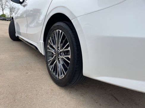 Used 2024 Kia Forte GT-Line FWD image 17