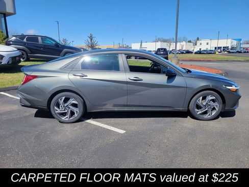 New 2025 Hyundai Elantra SEL w/ Cargo Package image 2
