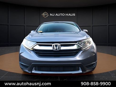 Used 2017 Honda CR-V LX image 3