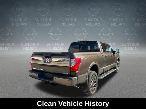 Used 2019 Nissan Titan Platinum Reserve AWD/4WD image 6