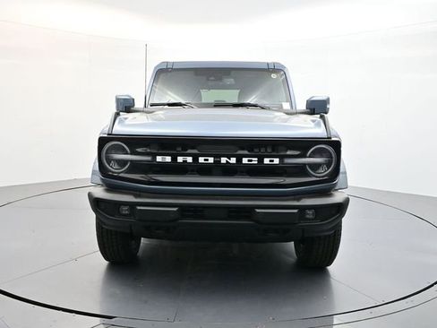 New 2025 Ford Bronco Outer Banks image 2