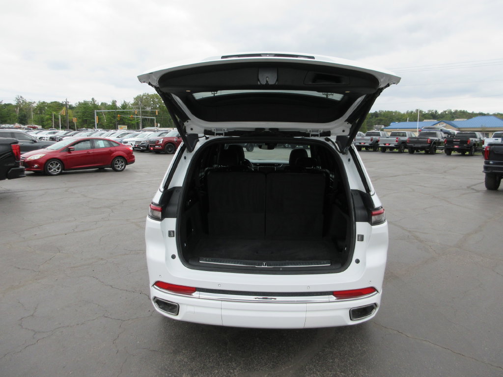 Used 2022 Jeep Grand Cherokee L Overland AWD/4WD image 9