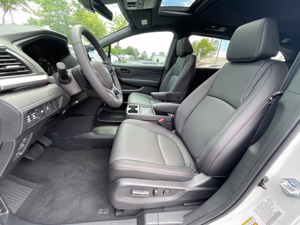 New 2026 Honda Odyssey Sport-L image 27