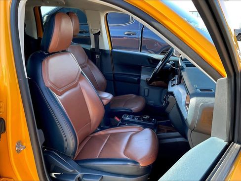 Certified 2022 Ford Maverick Lariat w/ Equipment Group 500A Standard image 8